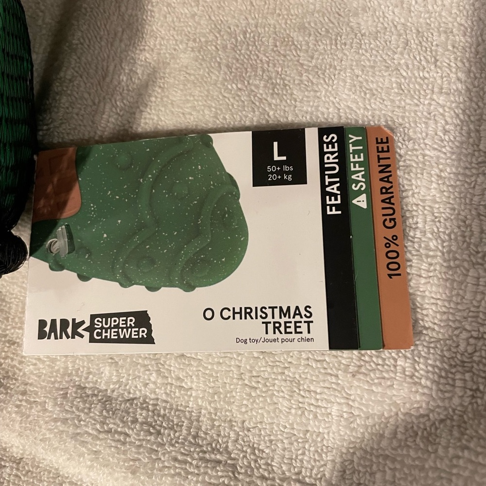 Bark Box Super Chewer O Christmas Treet “NWT”